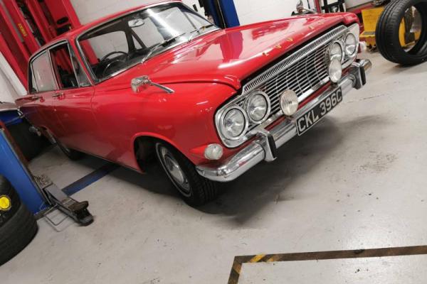 Ford Zodiac Classic Car Engine Rebuild